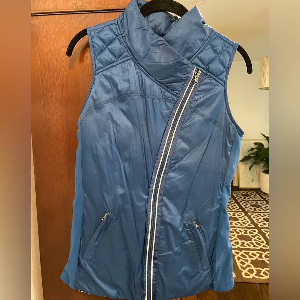 Lululemon quilted vest